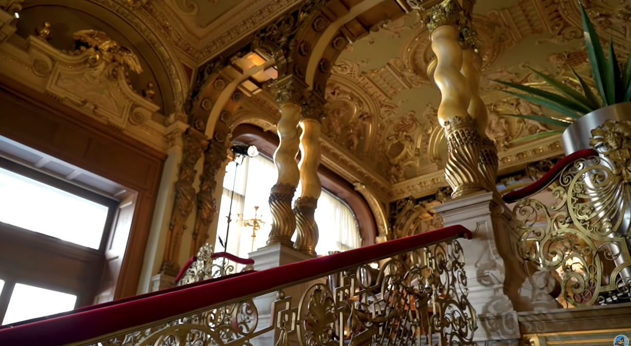 2026-10-01 15_05_29-Is the New York Cafe Overrated_ _ Budapest Travel Guide _ Hungary Travels - YouT.png