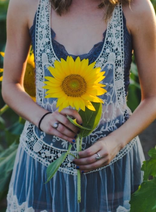 Psiholozi otkrivaju: 4 podmukle tehnike koje narcisi koriste kako bi nas zadržali u vezi