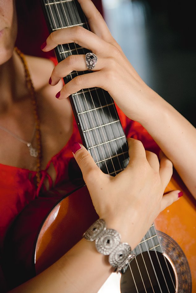 Pesma koja otvara srce i budi duboke emocije: Dragana Balić nam priča zašto je i kako kirtan moćan put do ljubavi