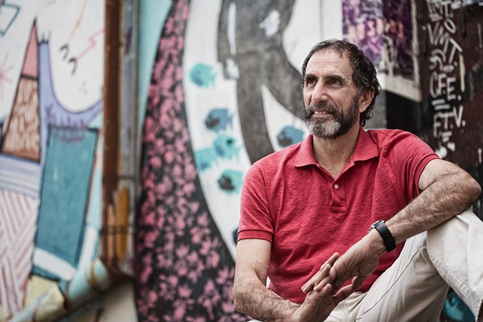 Kako nam filozofija može pomoći da budemo slobodni i autentični: profesor Lu Marinof otvoreno za Sensu