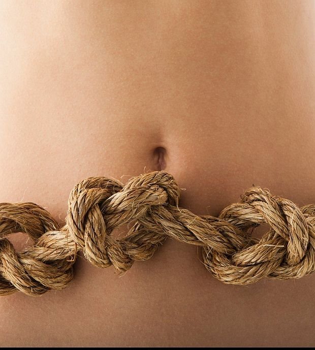 Čudesna masaža za ravan stomak: ovu hranu izbegavajte ako imate problem sa nadimanjem