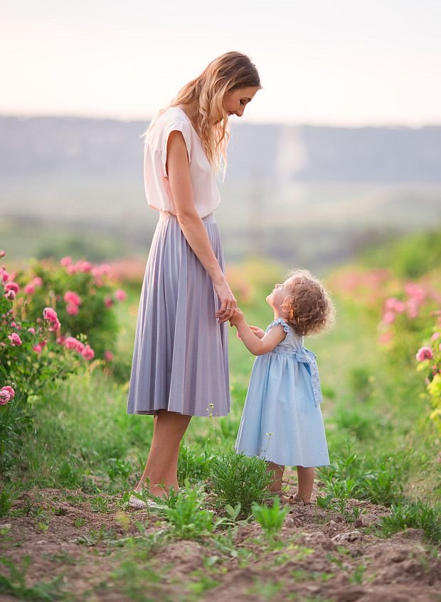 Najlepša ženska imena od 3 slova: kratka imena za devojčice sa moćnim značenjem