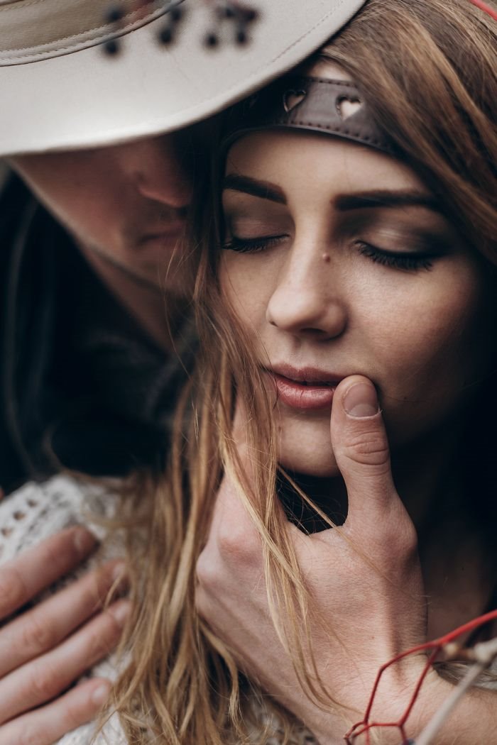Zašto je rizično potiskivati osećanja: evo kako ljubav može lako da nas promeni