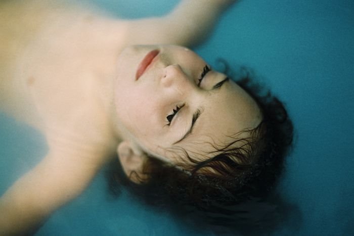 Portret umetnice Olivere Inđić: fotografije koje love beskraj