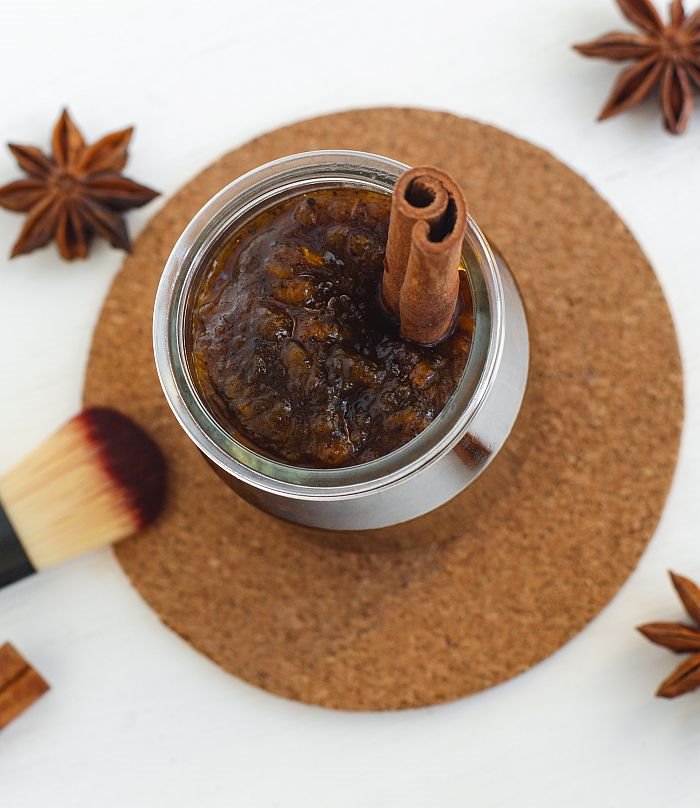 Kako da posvetlite kosu pomoću CIMETOM: promenite boju kose bez kupovne veštačke farbe (RECEPT)