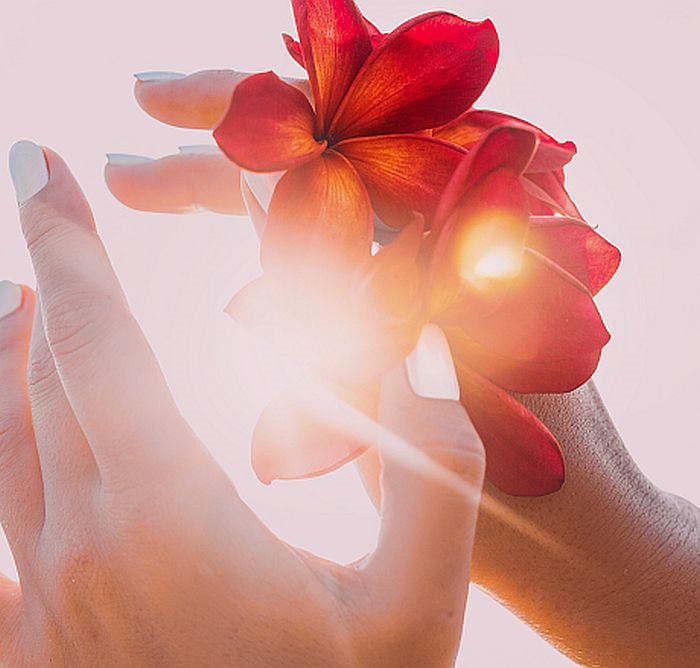 Kako se zaštiti od osobe koja nam krade energiju: tehnika za odbijanje strelica negativnosti