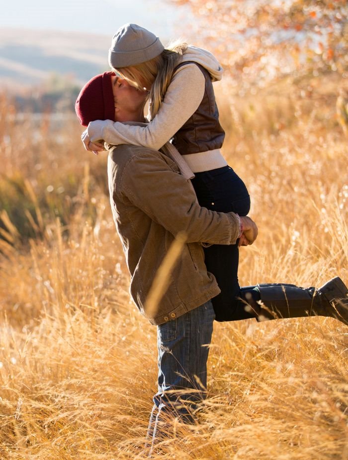 Nedeljni ljubavni horoskop: Bik upoznaje zanimljivu osobu, a Vagu očekuju pozitivnea osećanja (do 5. novembra 2019.)