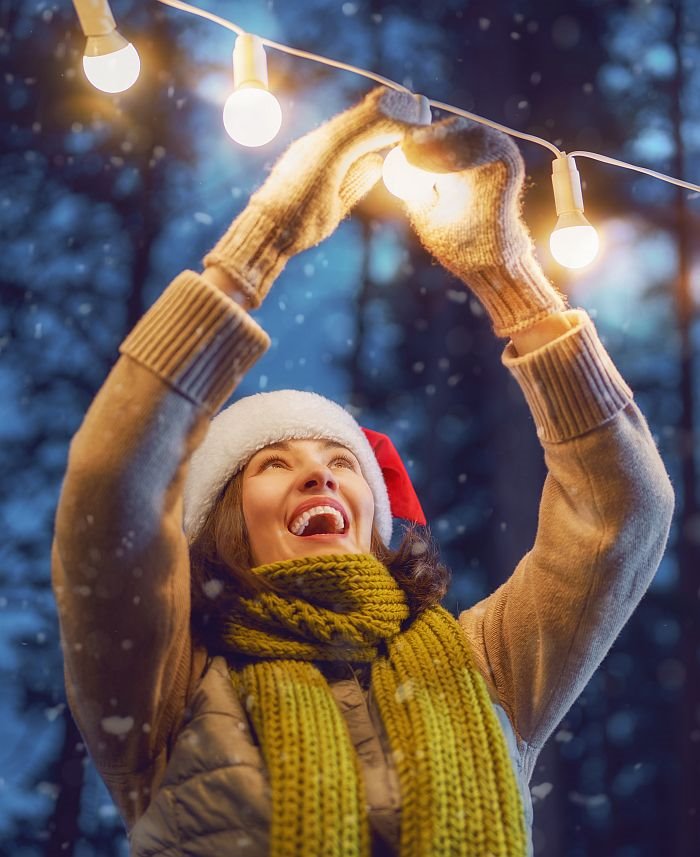 Dnevni horoskop: Vagu očekuje priliv novca, a lava rizična igra emocija (5. decembar 2019.)