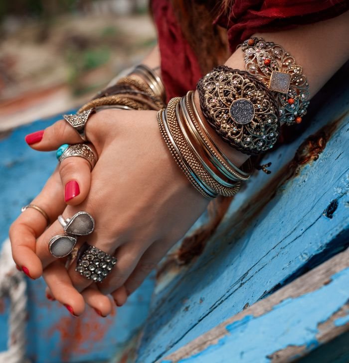 Horoskop - danas je mlad Mesec u znaku Vodolije: počeće da se ostvaruju nove životne vizije (24. januar 2020.)