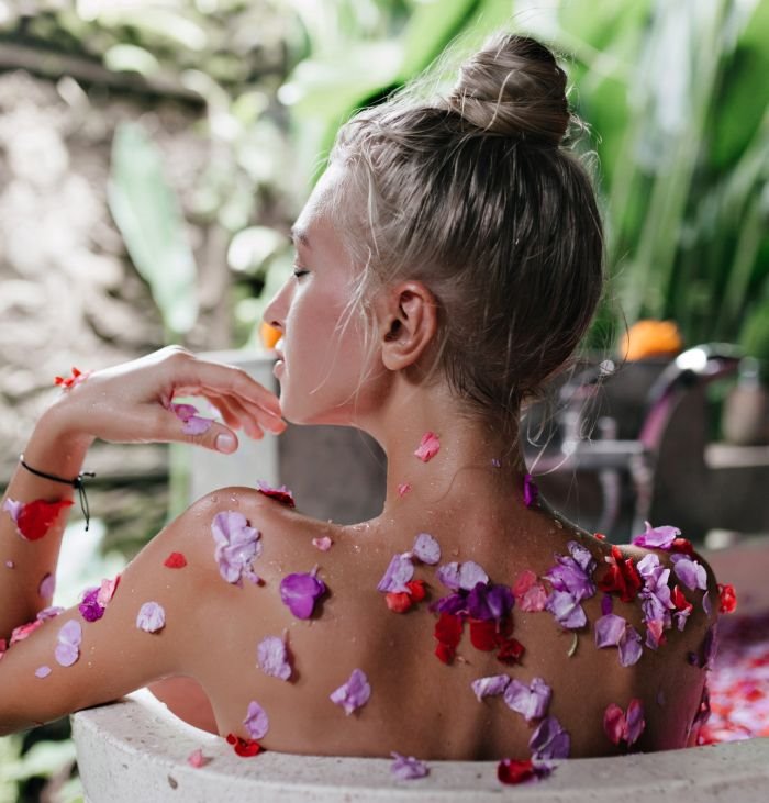 Nedeljni horoskop do 20. aprila 2020. godine: Raka očekuju nepovoljne finansije, a Vaga sjaji od ljubavi