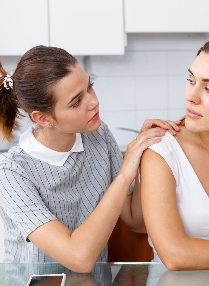 Kako pomoći osobi koja ima napad panike: tehnike koje pomažu i 5 stvari koje nikako ne treba da uradite