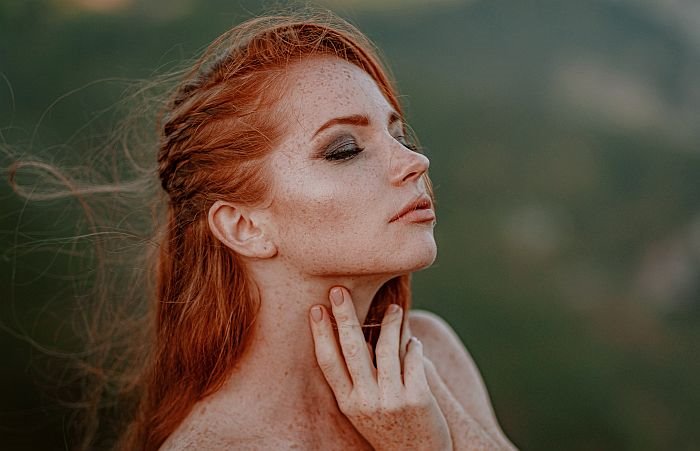 8 ZNAKOVA KOJE ŽENA OSEĆA KADA SRETNE SVOJ BLIZANAČKI PLAMEN: Ovo su signali da vas je pronašla ljubav iz snova