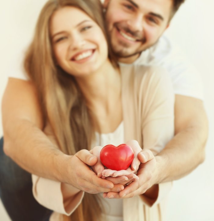 LJUBAVNI HOROSKOP: Kako da znate da li se dopadate njegovom horoskopskom znaku