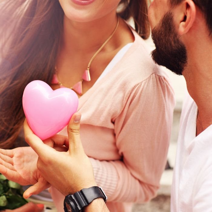 KRATAK LJUBAVNI HOROSKOP OD 16. DO 28. FEBRUARA: Strelca očekuje platonska ljubav, a Bika zanimljiv susret