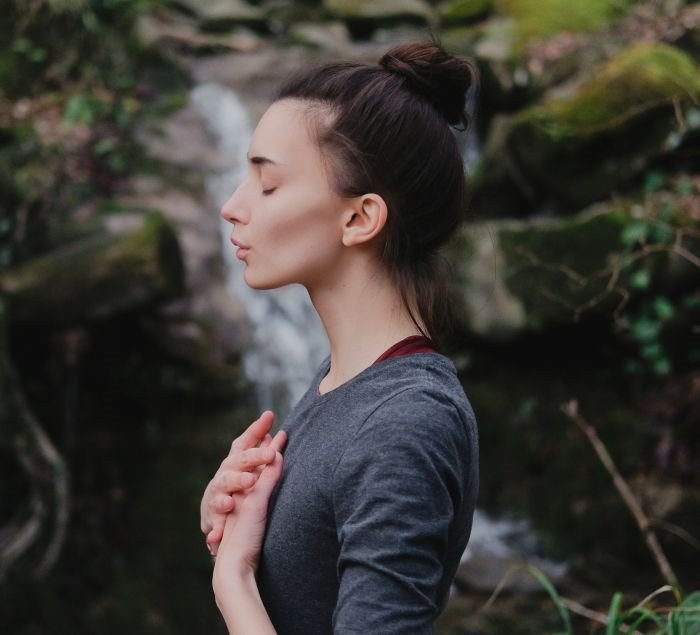 KAKO DA ZA SAMO 20 MINUTA DNEVNO SMANJITE KORTIZOL - HORMON STRESA: Ovo je naučno dokazano!