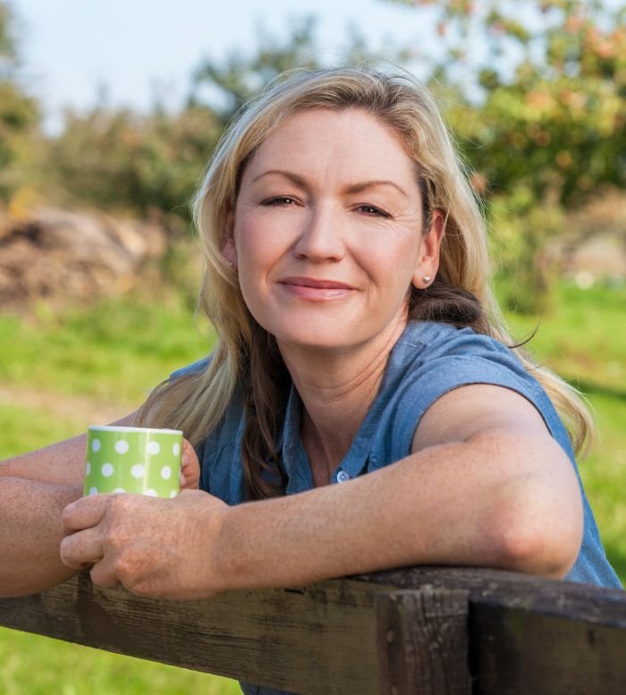 3 STVARI KOJE UZROKUJU KRIZU SREDNJIH GODINA KOD ŽENA: Evo koji su signali i kod koga se najčešće javlja