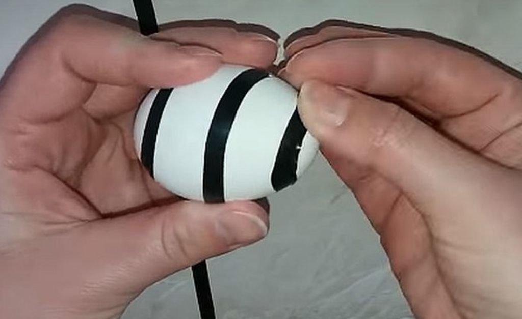 Napravite unikatna vrtlog jaja za Uskrs