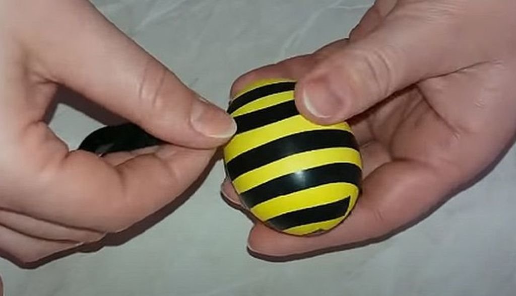 Napravite unikatna vrtlog jaja za Uskrs