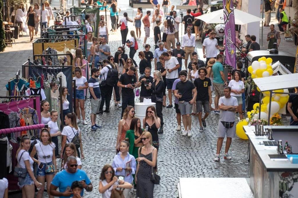 Elle Fashion Street2