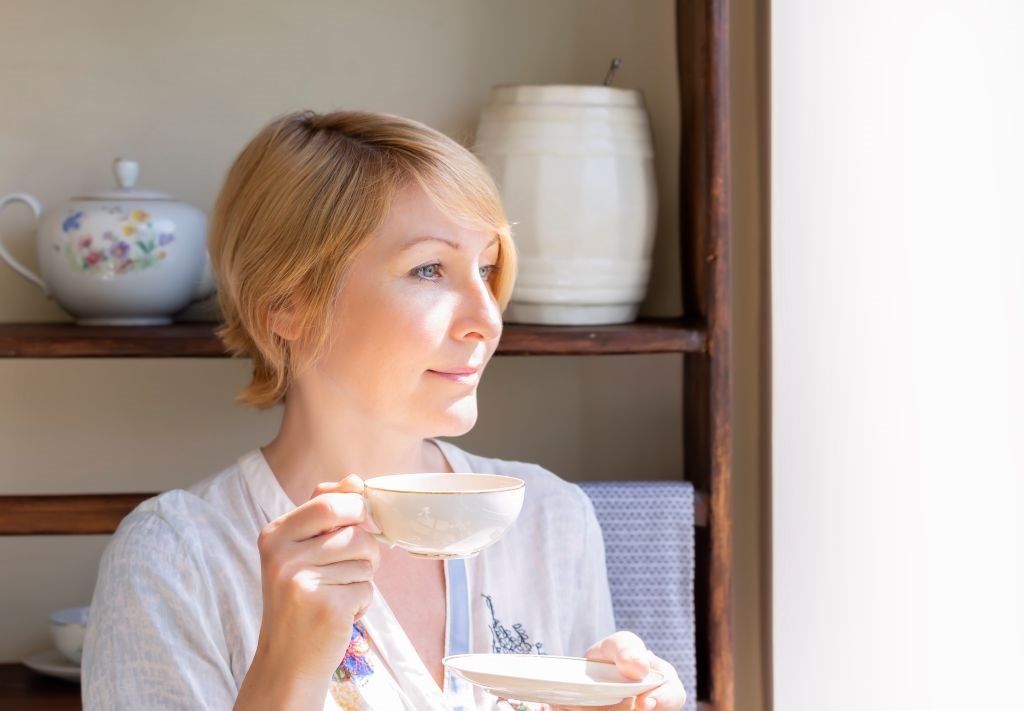 Ovako su žene nekada privlačile sreću u svoju kuću_2002964657