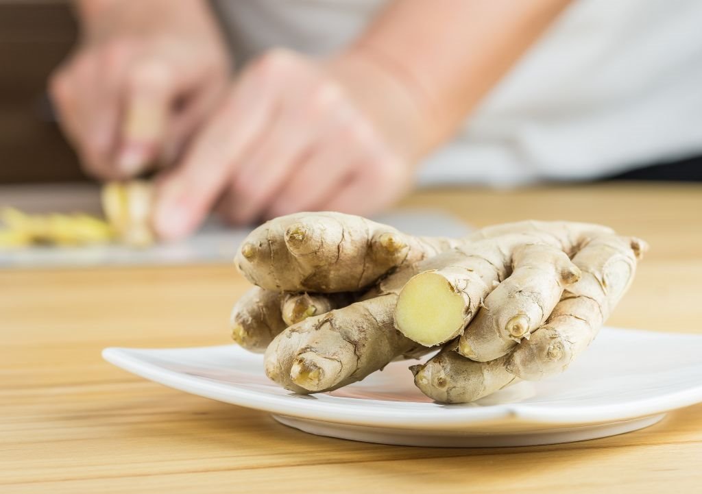 Kako se pravilno čisti i koristi đumbir_751633588.jpg