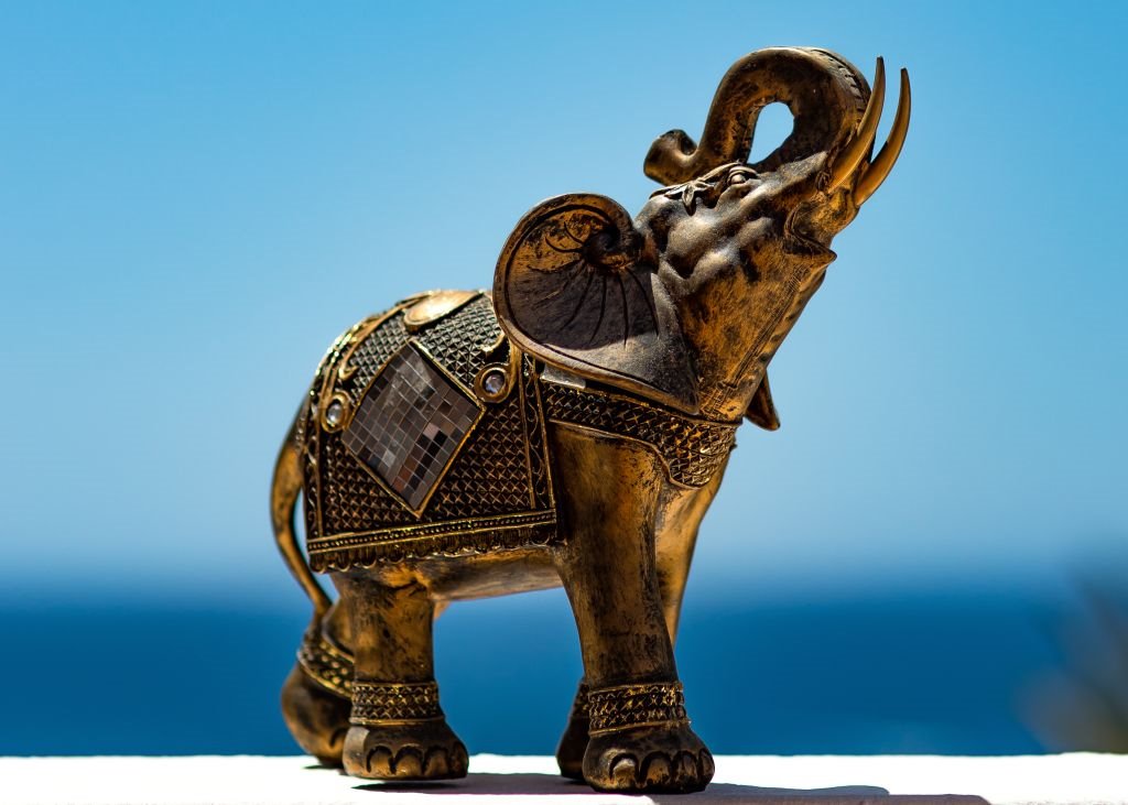 Feng šui figure za privlačenje ljubavi, novca i sreće_707265112.jpg