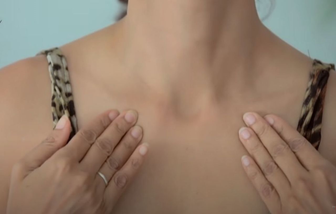 Kako se izvodi masaža dekoltea