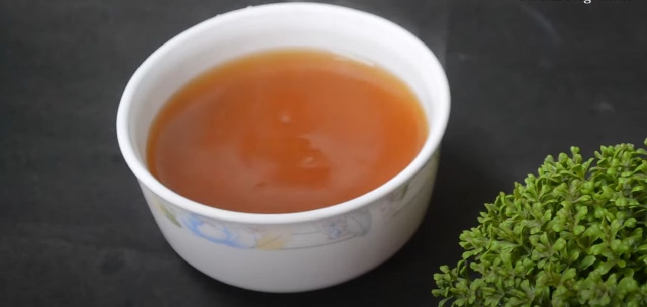 Napitak za jačanje imuniteta s limunom đumbirom i kurkumom