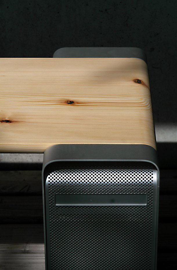 Inventivna reciklaža: jednostavan nameštaj od starih računara