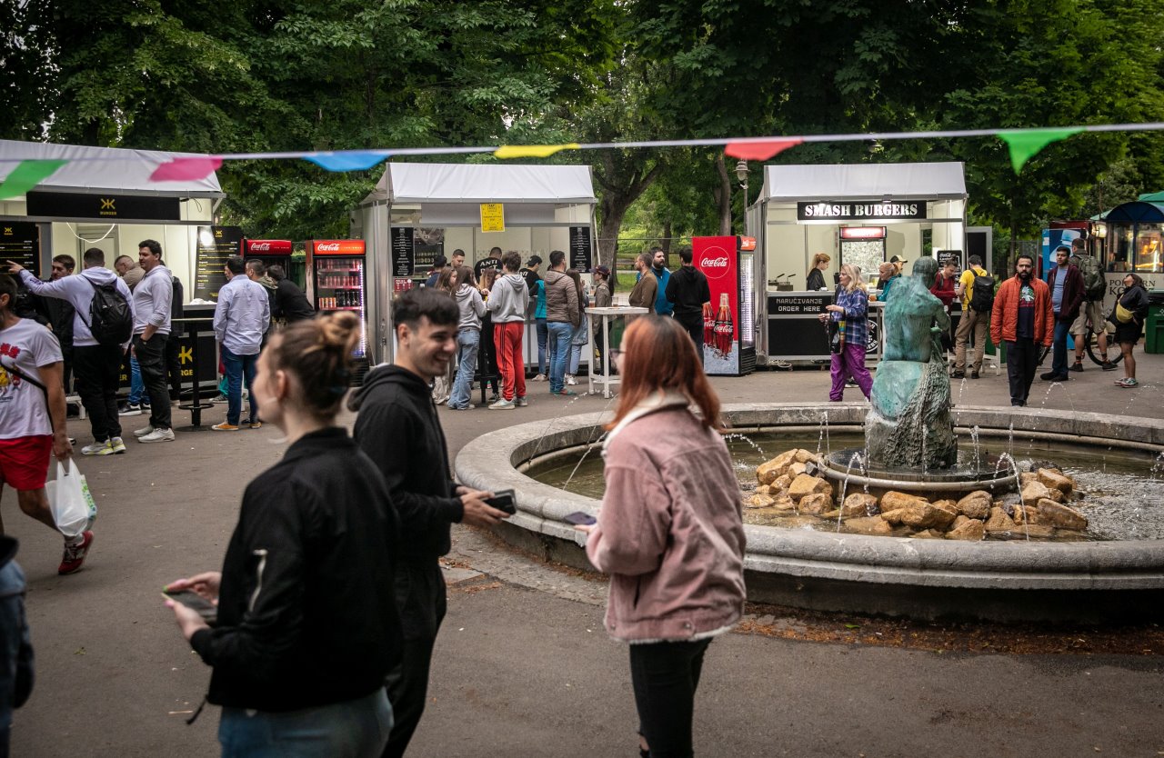 burger fest000006.jpg