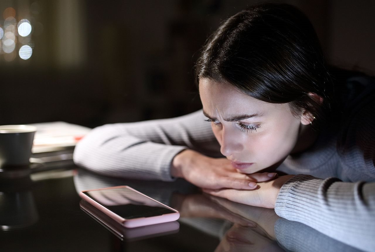 Zašto vas muškarac ignoriše.