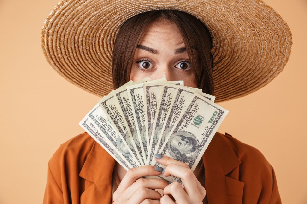 3 horoskopska znaka koji su magnet za novac i bogatstvo