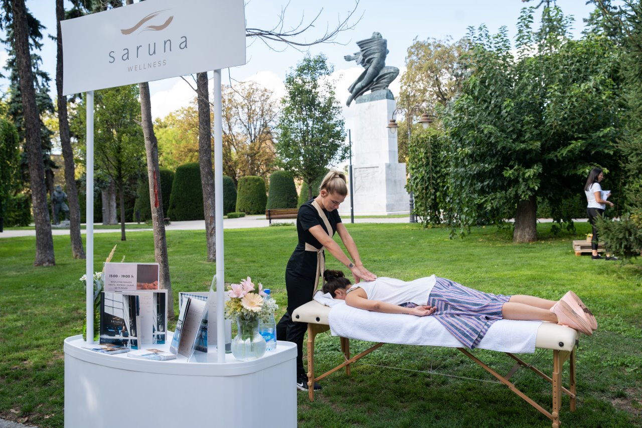 Sensa piazzetta000014.jpg