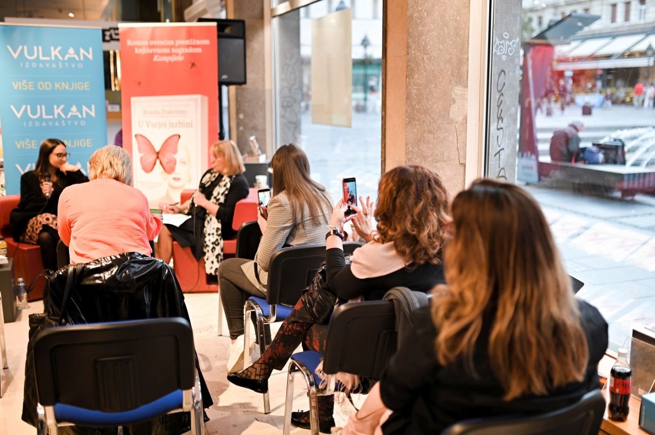 Predstavljanje romana u Vučoj jazbini4.jpg