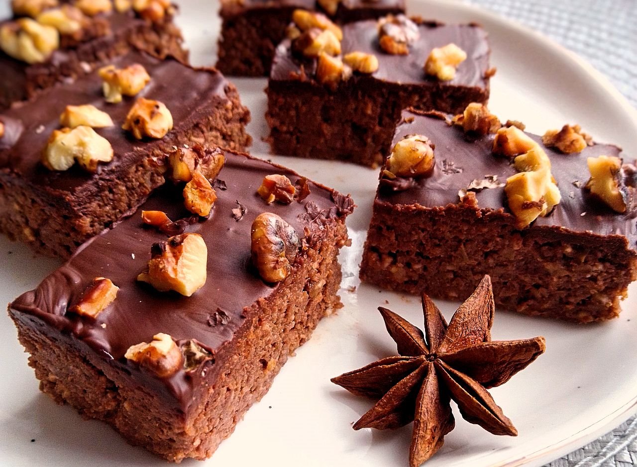 Recept za štanglice sa čokoladom orasima i suvim grožđem.