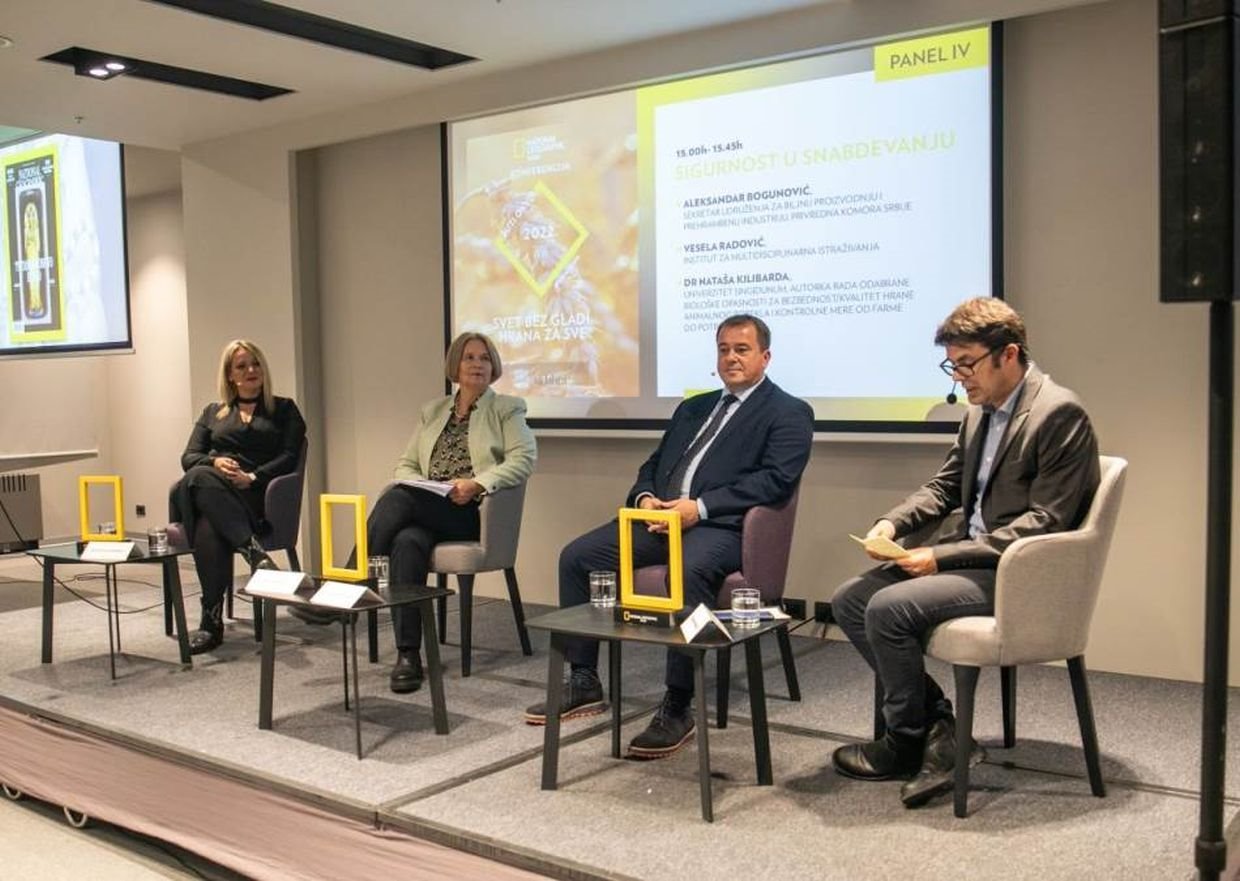 nat geo konferencijar000001.jpg