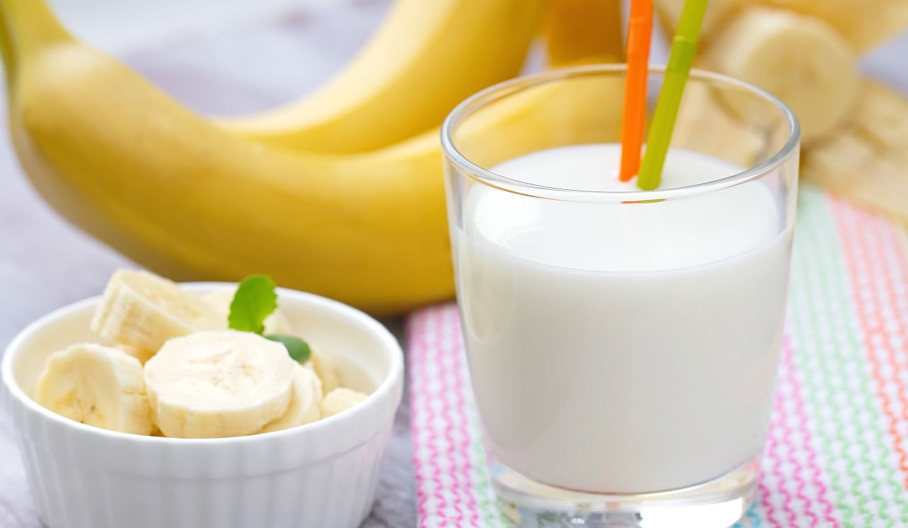 Zašto ne treba da jedete banane i mleko prema ajurvedi.