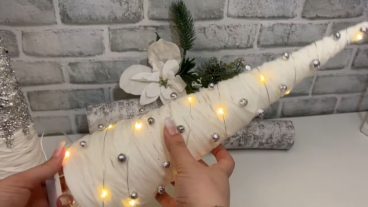 3 ideje za novogodišnju jelku za doček 2023. godine.