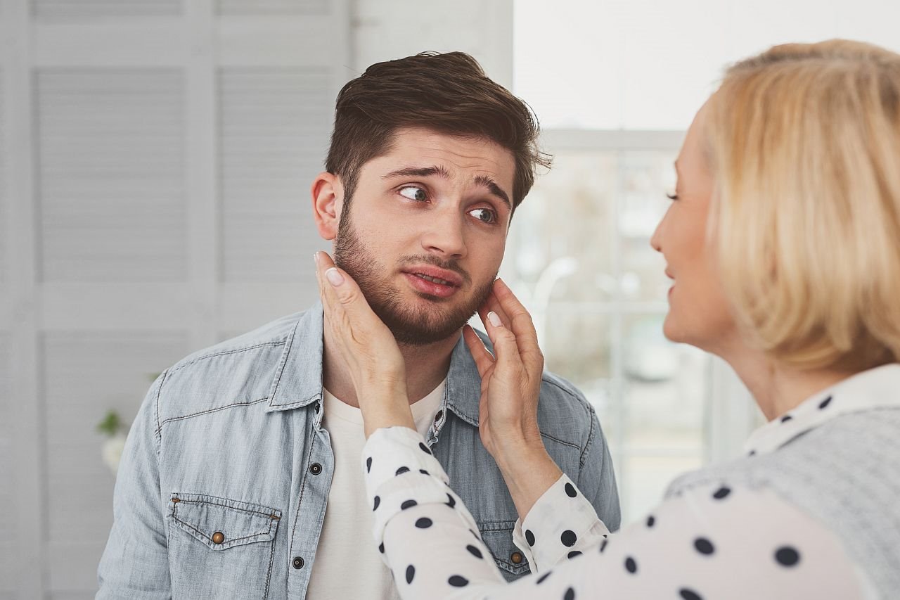 Šta otkriva odnos koji muškarac ima sa majkom.