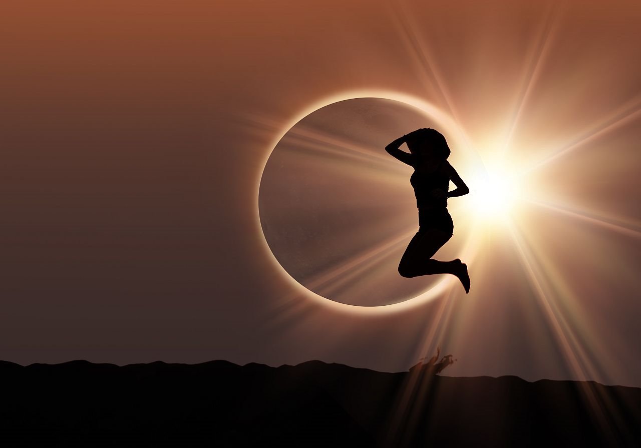 Na koja 4 horoskopska znaka utiče pomračenje Sunca.