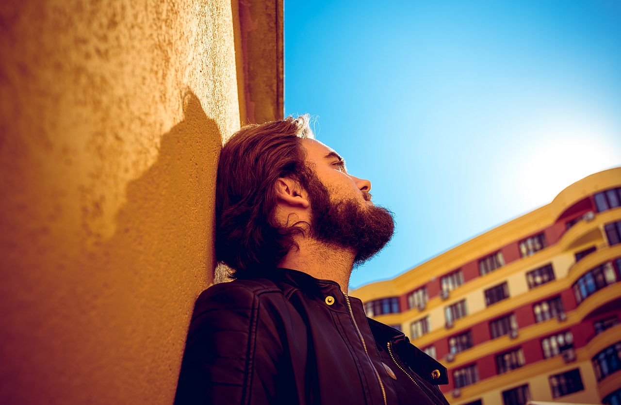 Razlika između dečaka i muškarca.