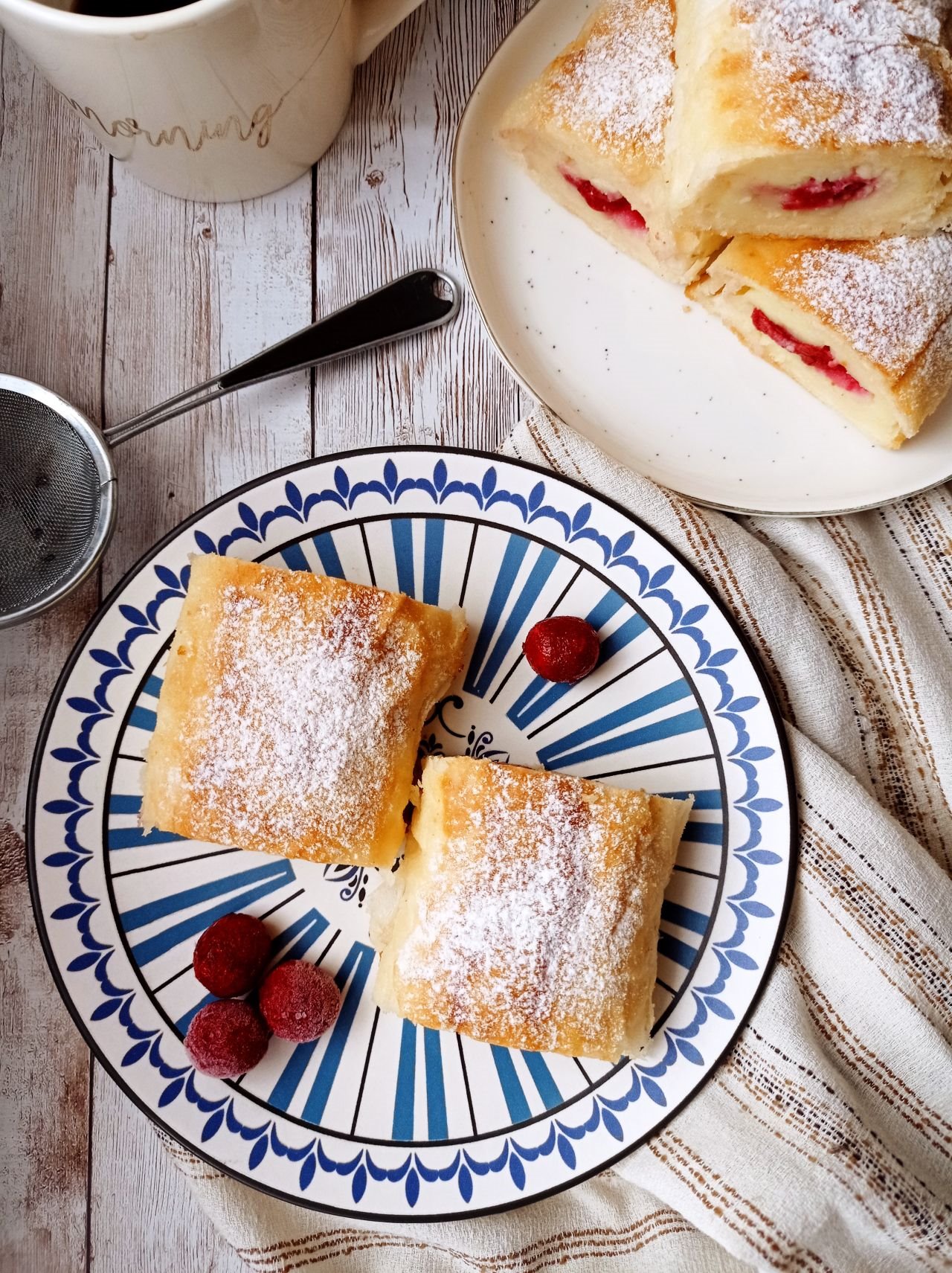 Recept za pitu sa višnjama i pudingom od vanile2.jpg