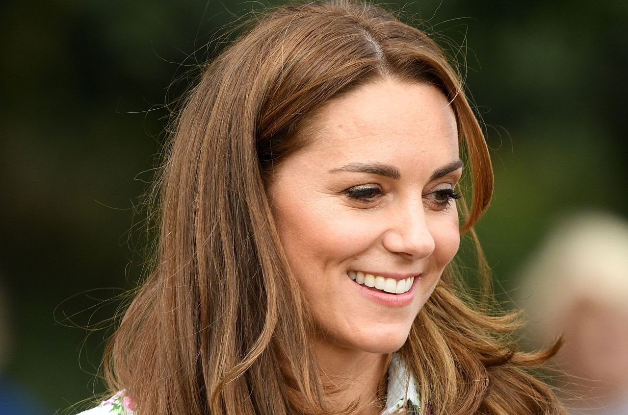 Boja odeće koja čini da izgledate 10 godina mlađe_1628806069.jpg