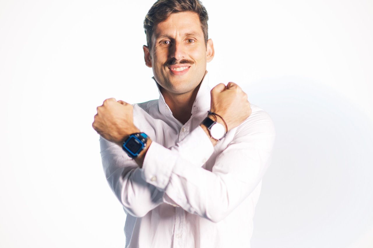 Veroljub Zmijanac sportsko-poslovni festival na kome učestvuje 10 hiljada zaposlenih iz cele Srbije.