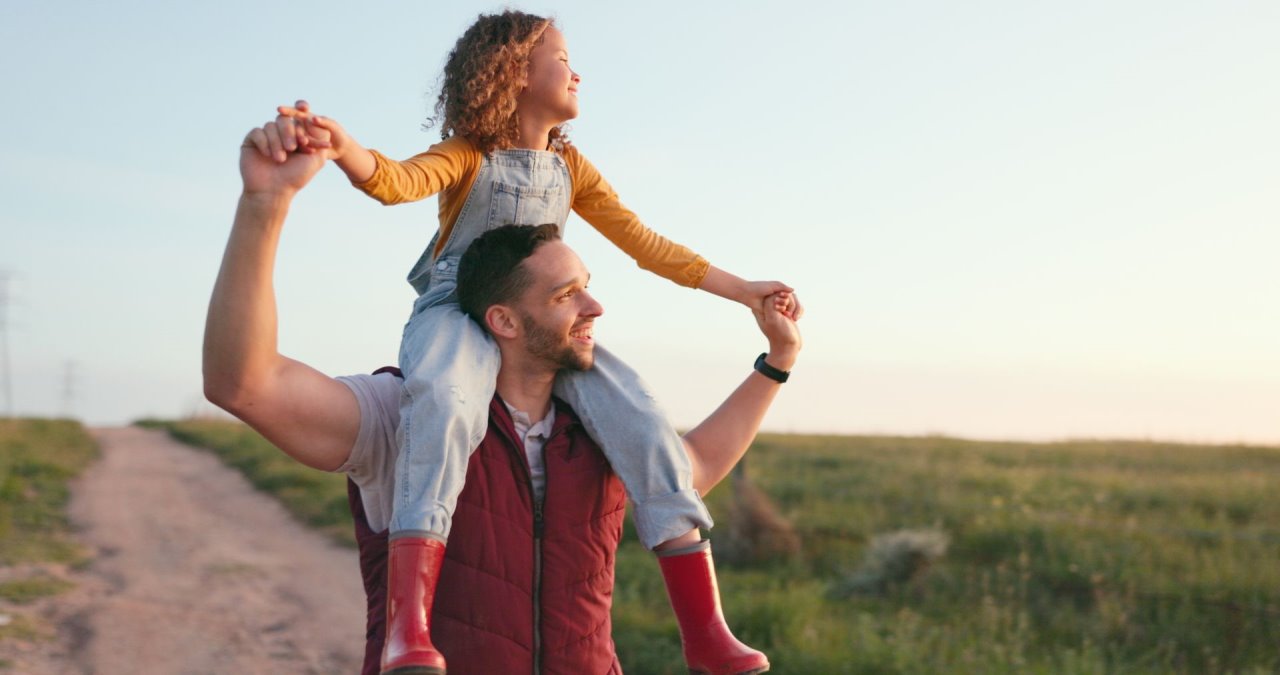 8 znakova da vas je podigao otac sa nerešenim traumama.