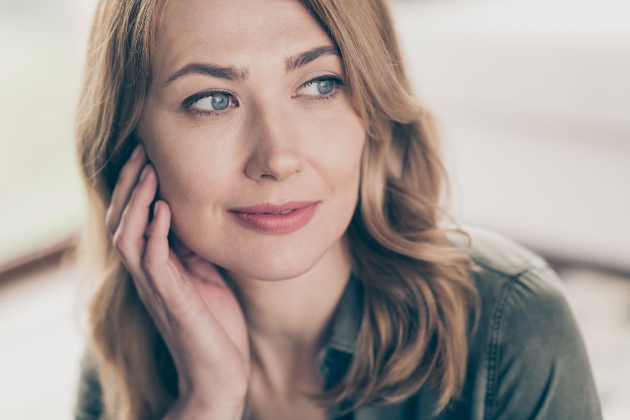 3 frizure za žene preko 50 za tanku kosu.