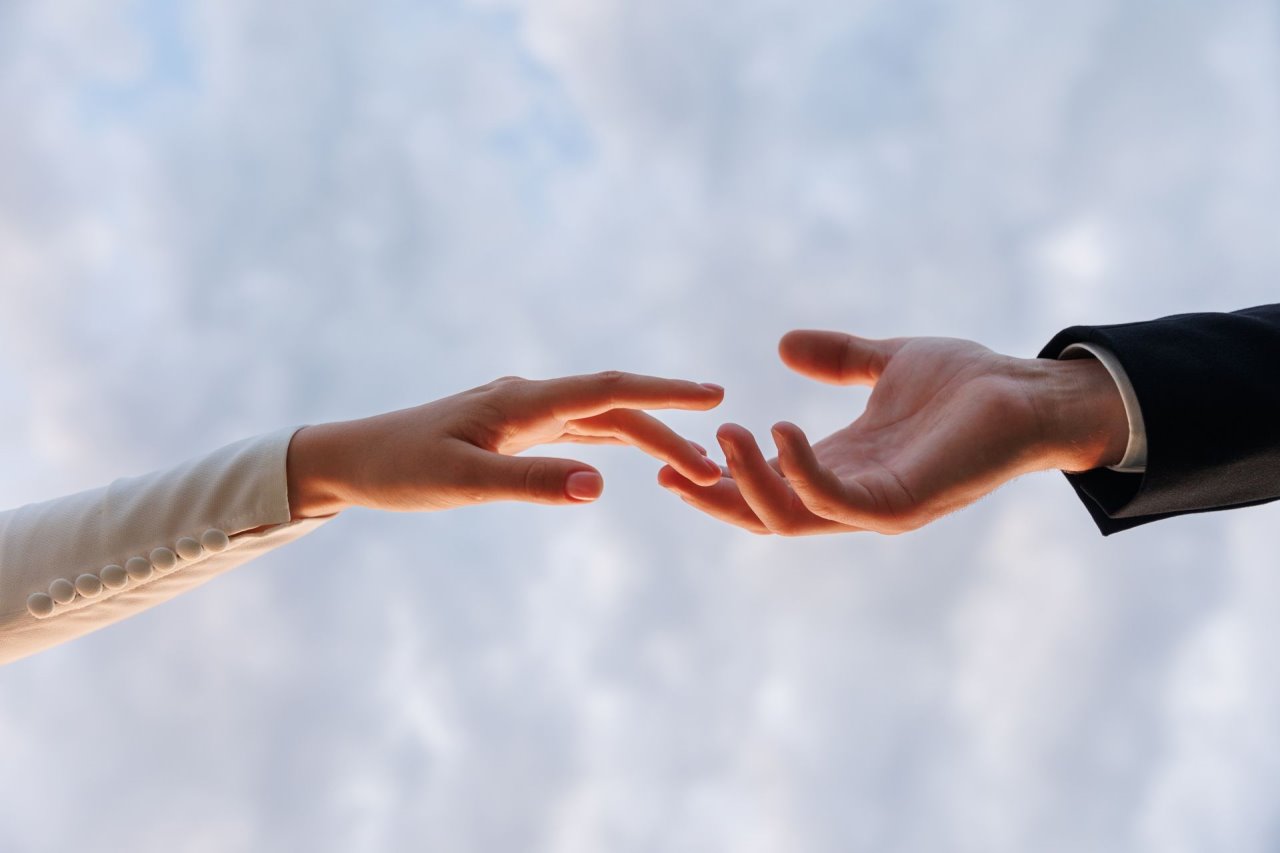 9 načina da vam muškarac prizna da mu se sviđate.