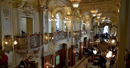 2026-10-01 15_05_29-Is the New York Cafe Overrated_ _ Budapest Travel Guide _ Hungary Travels - YouT.png