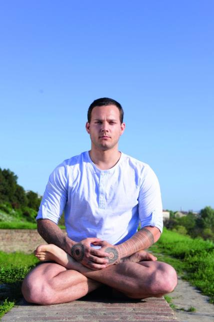 Kako da prihvatite sebe zahvaljujući jogi: evo šta redovno vežbanje joge može da učini za naše telo i um