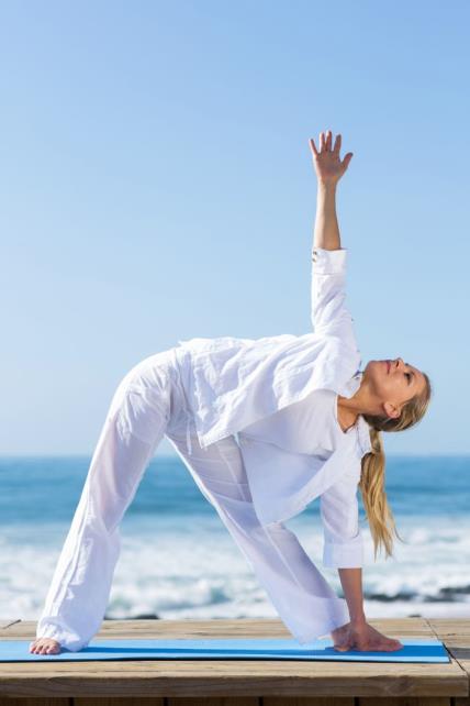 Podmladite celo telo iznutra i spolja: evo kako joga odlaže proces starenja